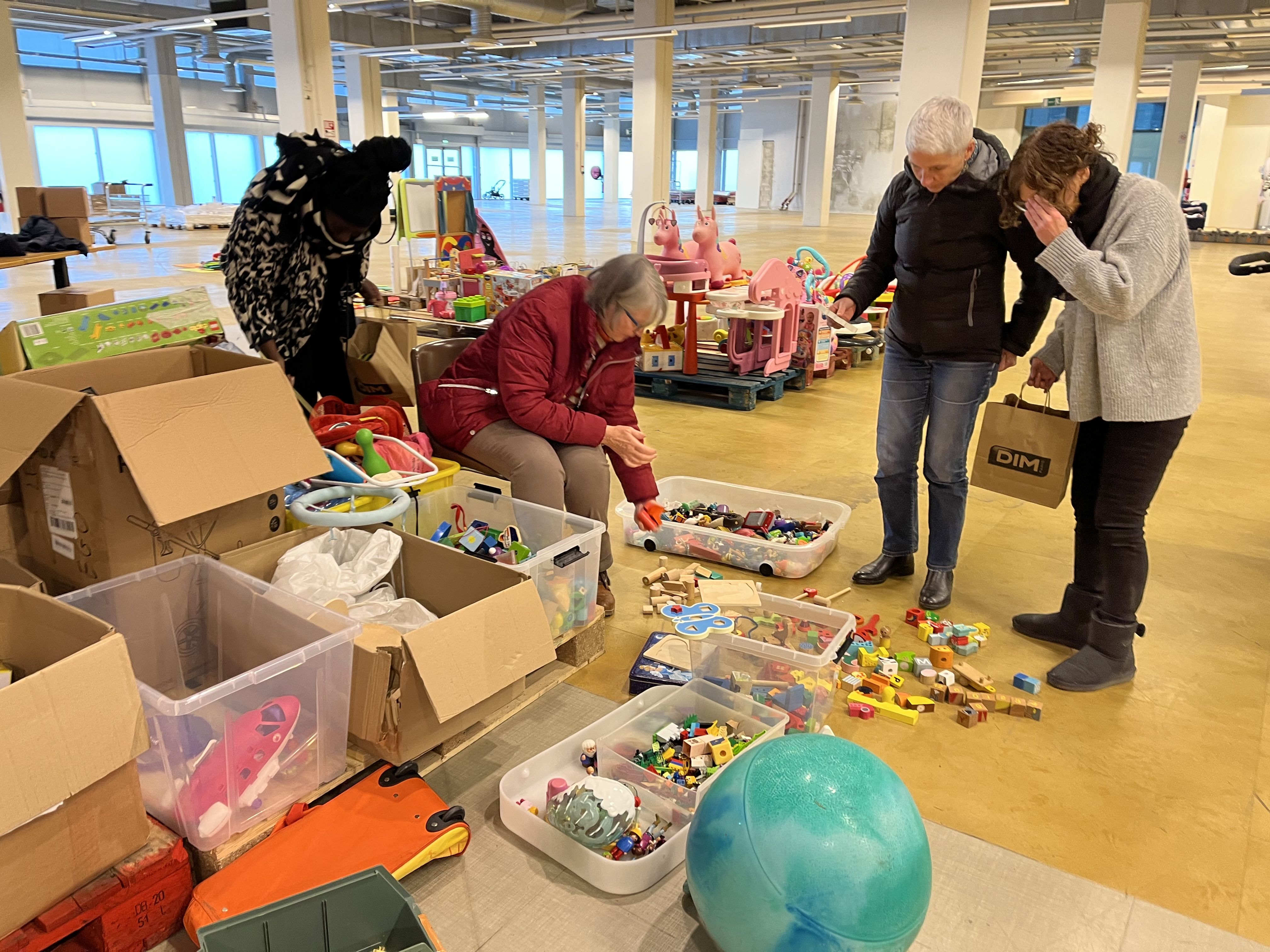 images/galerie_de_l_engagement/tri de jouets.jpeg