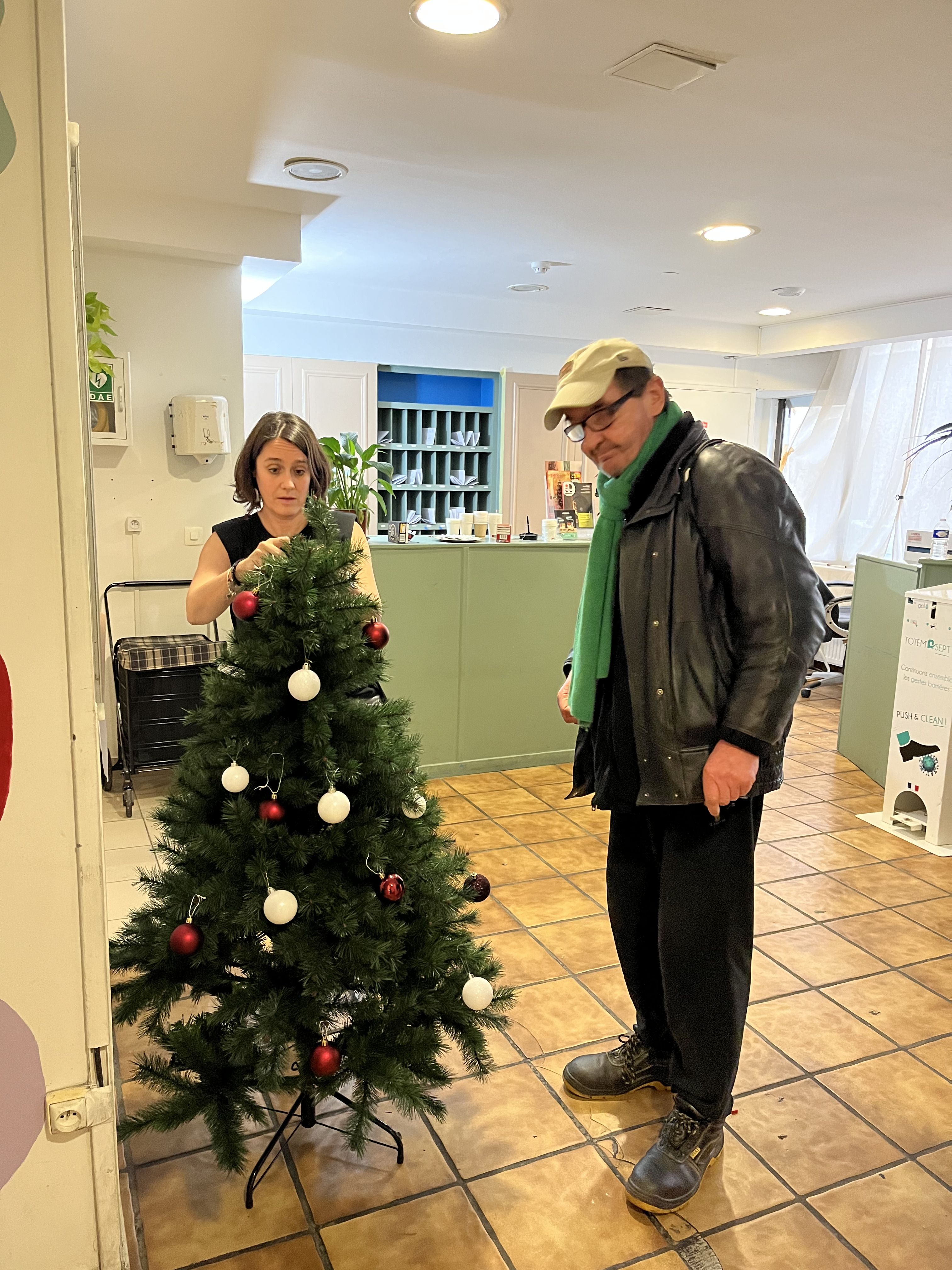 Collaborateurs lors dune action pour Noel