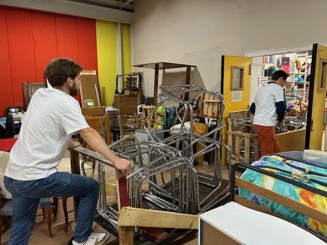 Rangement de meubles1