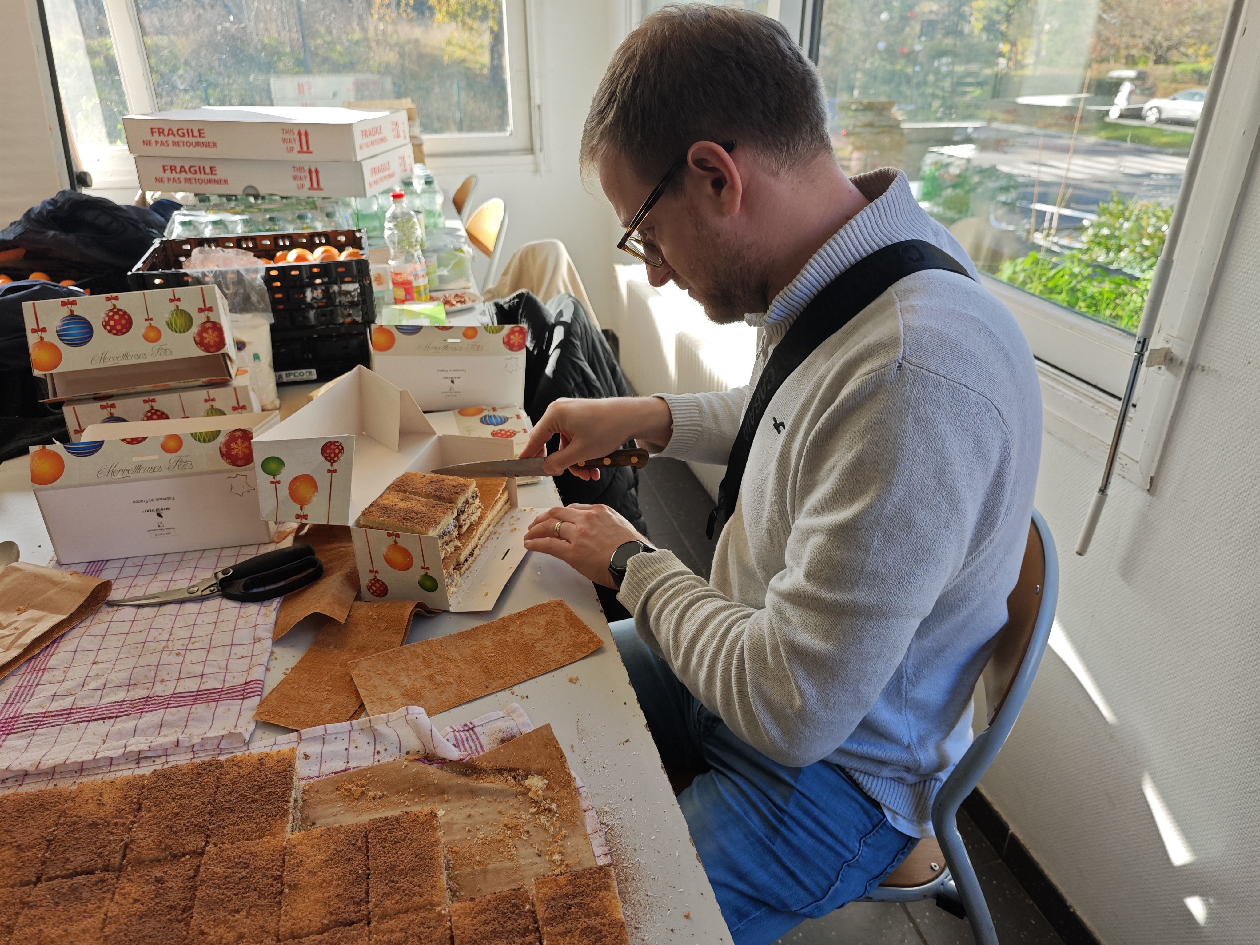 collaborateur lors dune action cuisine